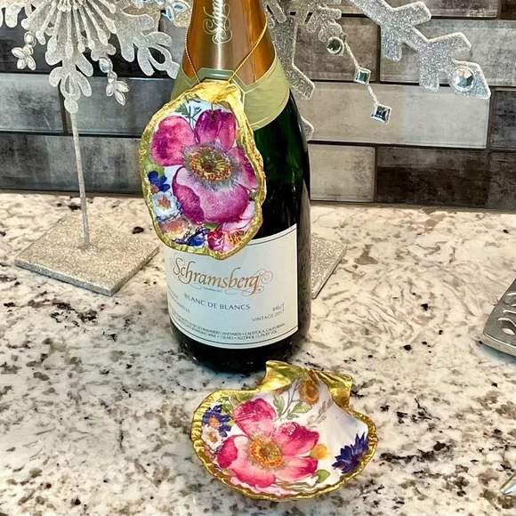 Gift Wrapping for all of my hand crafted shells - Picture 11 of 17